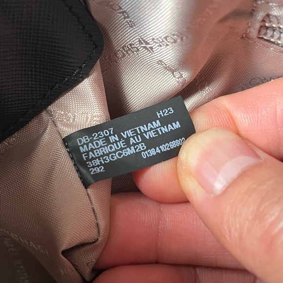 🌼Michael Kors Ciara medium messenger - Picture 13 of 15